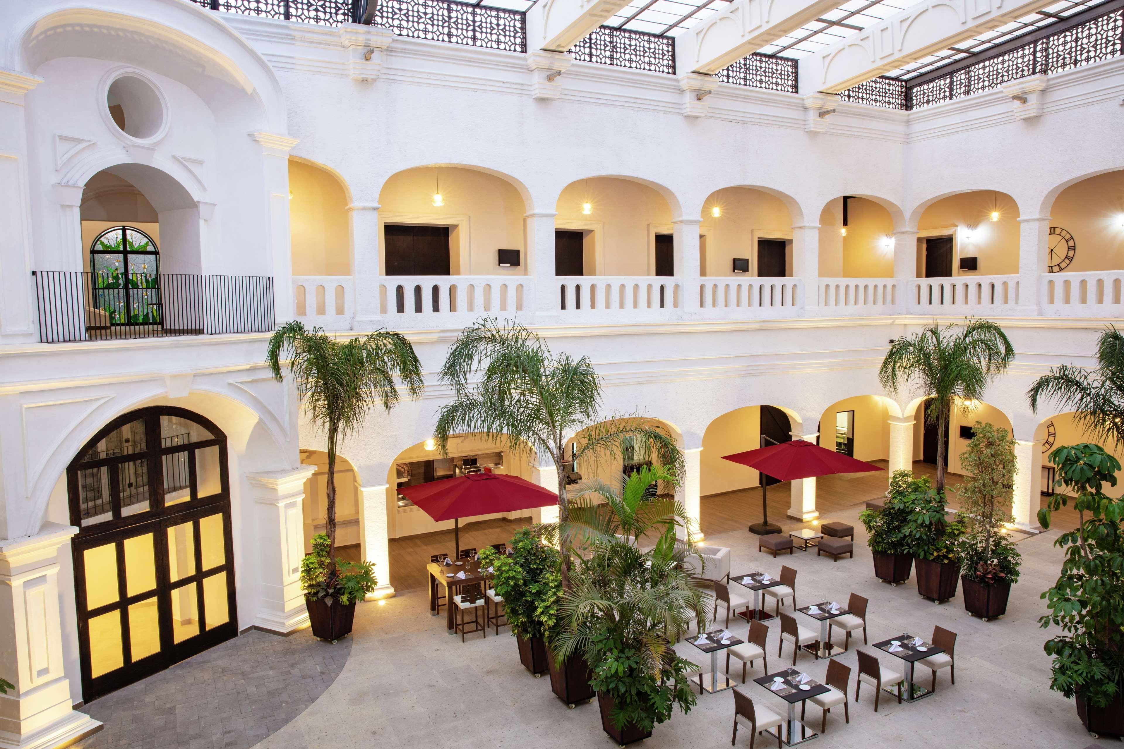 Doubletree By Hilton Toluca Hotel Kültér fotó