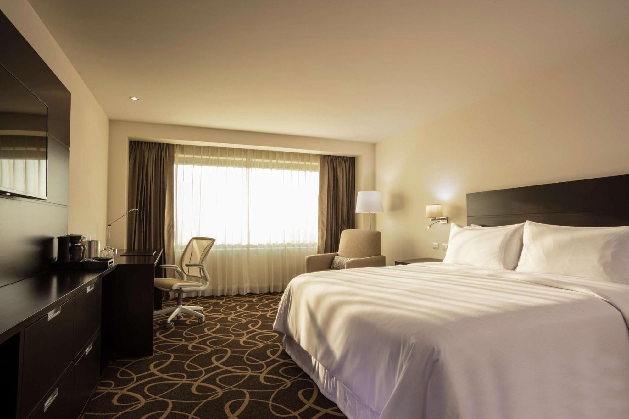 Doubletree By Hilton Toluca Hotel Kültér fotó