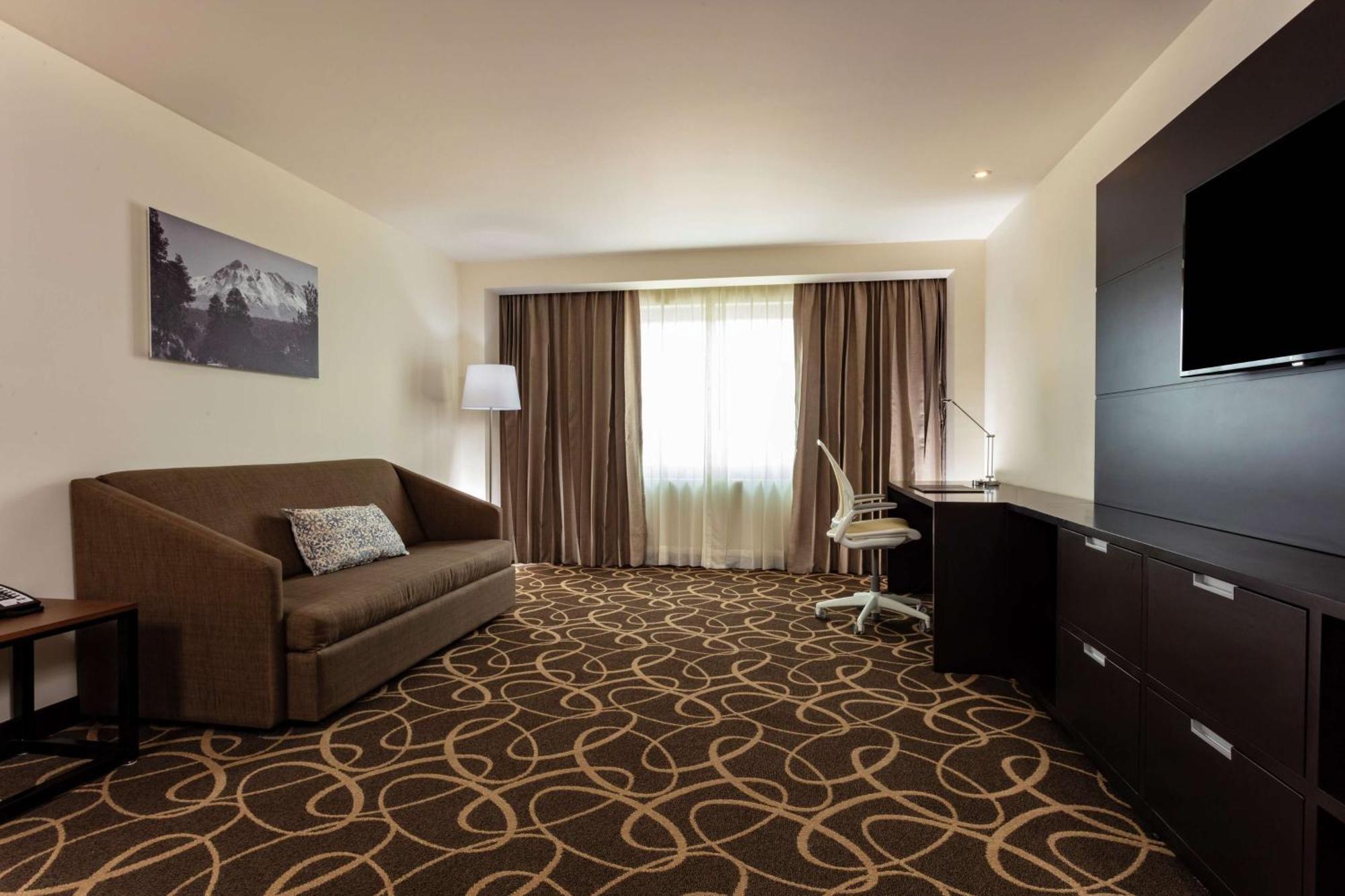 Doubletree By Hilton Toluca Hotel Kültér fotó
